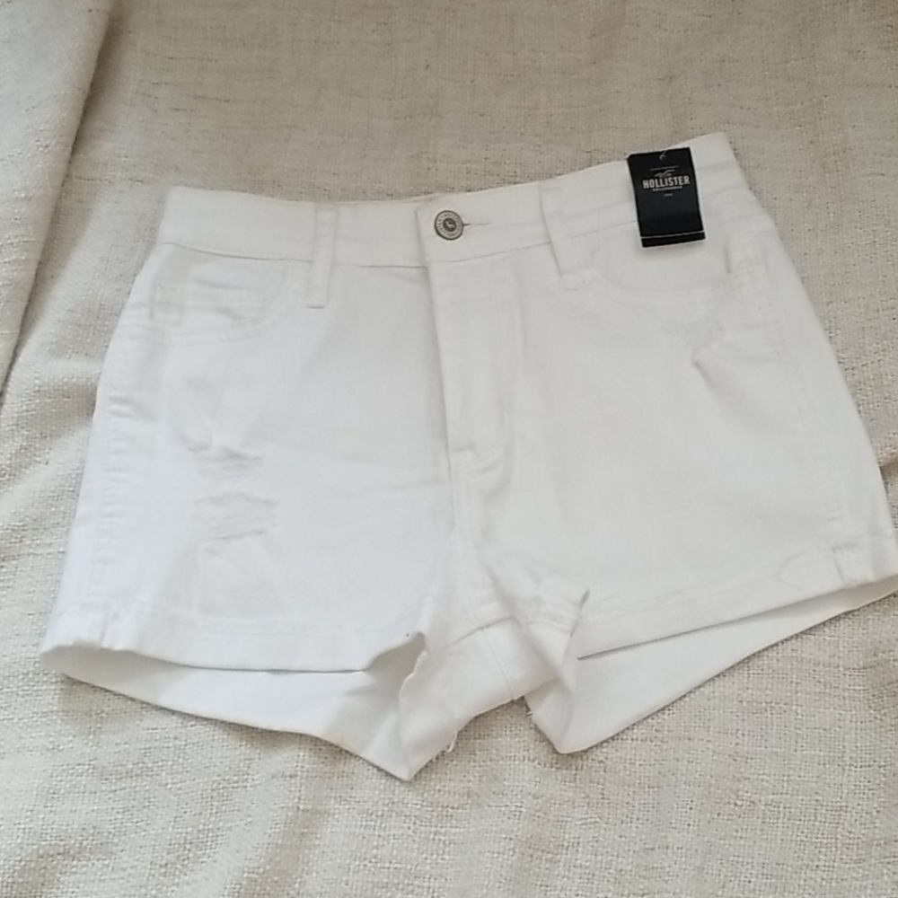 Hollister High Rise Shorts Black & White (NEW)
